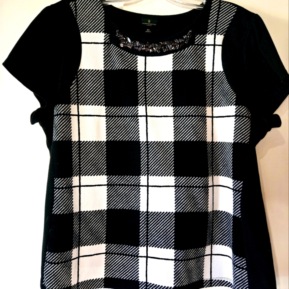 Worthington Plus Size Black and White Jeweled Short Sleeved Sweater